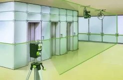 Laserliner CompactLine-Laser G360 Lijnlaser Incl. Statief In Tas - 2 Lijnen - 30m - Groen - Bluetooth - 036.162A -ToolTijd ThuisKlussen 10d0efc14c5bc259269014cb67fb229e