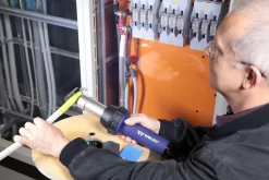 Weldy HT 3400 Heteluchtpistool Energy Incl. 2 Mondstukken - 3400W 9 Weldy HT 3400 Heteluchtpistool Energy Incl. 2 Mondstukken - 3400W -ToolTijd ThuisKlussen 393b16f9b077df67d675058d7672545d