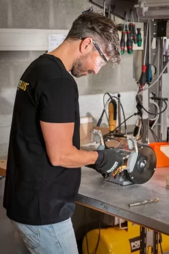 Powerplus POWE80080 Bankslijpmolen - 150W - 150mm -ToolTijd ThuisKlussen 39dcf399770f6c216e9578e15d241030