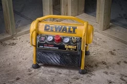 DeWalt DPC6MRC Draagbare Compressor - 6L - 8 Bar - Euro - DPC6MRC-QS -ToolTijd ThuisKlussen 4d1eefa38e4cbbd945dc4a42a471dca8
