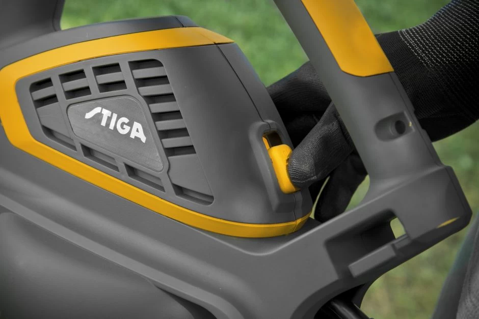 Stiga BL 130c V Elektrische Bladblazer Met Zuigfunctie - 2,6kW - 92m/s - 7m³/min 16 Stiga BL 130c V Elektrische Bladblazer Met Zuigfunctie - 2,6kW - 92m/s - 7m³/min - Afbeelding 16