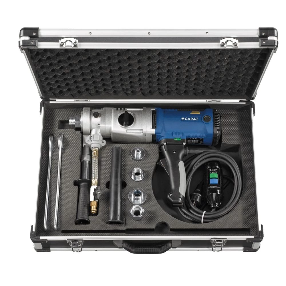 Carat A-2031 Diamantboormachine Met 3 Versnellingen Incl. 4 Diamantboren In Koffer 1 Carat A-2031 Diamantboormachine Met 3 Versnellingen Incl. 4 Diamantboren In Koffer