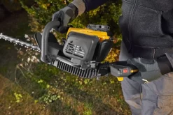 Stiga HT 525 Benzine Heggenschaar - 22,5cc - 0,65kW - 2-takt - 46cm - 35mm -ToolTijd ThuisKlussen 783d4c71ff2499b1ba5f26b915811cf1