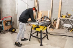 Powerplus POWX07595 Zaagtafel Met Onderstel - 2000W - 250mm -ToolTijd ThuisKlussen b1f995af69afc0077d109561ba8ede71