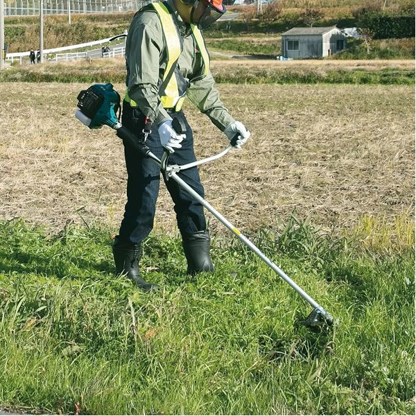 Makita EM2600U Benzine Bosmaaier - U-handvat 2 Makita EM2600U Benzine Bosmaaier - U-handvat - Afbeelding 2