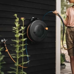 Fiskars 1057238 Solid Slanghaspel M - 20m 11 Fiskars 1057238 Solid Slanghaspel M - 20m -ToolTijd ThuisKlussen c3b404f3c1c38a451c2d0e64ee7097ed 1