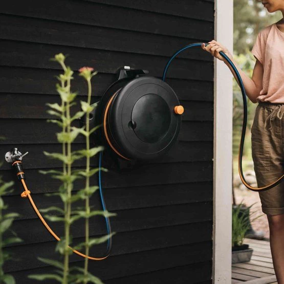 Fiskars 1057238 Solid Slanghaspel M - 20m 6 Fiskars 1057238 Solid Slanghaspel M - 20m - Afbeelding 6