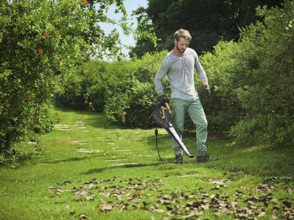 Stiga BL 130c V Elektrische Bladblazer Met Zuigfunctie - 2,6kW - 92m/s - 7m³/min 8 Stiga BL 130c V Elektrische Bladblazer Met Zuigfunctie - 2,6kW - 92m/s - 7m³/min - Afbeelding 8