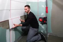 Sola Qubo Basic Lijn- En Puntlaser In Koffer - 3 Lijnen - 20m - Rood -ToolTijd ThuisKlussen cce4f6435441f8d5826f31122e6563f9