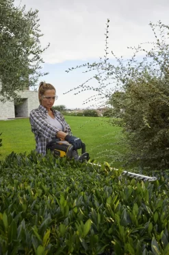 Stiga HT 700e Accu Heggenschaar Body - 56cm - 34mm -ToolTijd ThuisKlussen cff7c6dab2bfae4178513e0c0a7e9b57