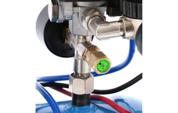 Airpress 36587 - 12V Stille Olievrije Compressor DC 12-180/15 10 Bar 0,75 Pk 144 L/min 15 L 5 Airpress 36587 - 12V Stille Olievrije Compressor DC 12-180/15 10 Bar 0,75 Pk 144 L/min 15 L - Afbeelding 5