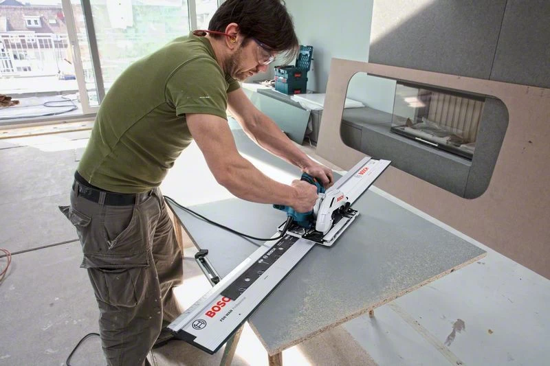 Bosch GKS 55+ GCE Cirkelzaag In L-Boxx - 1350W - 165mm - 0601682101 2 Bosch GKS 55+ GCE Cirkelzaag In L-Boxx - 1350W - 165mm - 0601682101 - Afbeelding 2